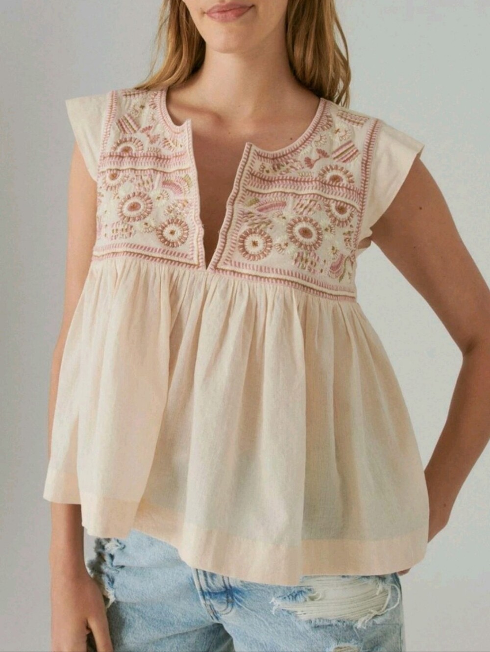 Lucky Brand ESF-12289 Women's Embroidered Flutter Sleeve Top Pink Large Romantic